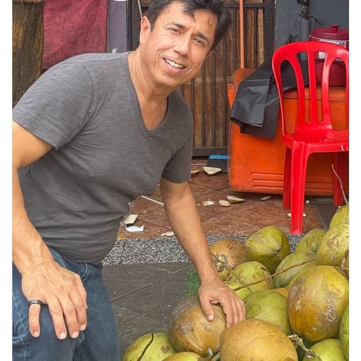 Anil, CEO y cofundador en Habitera Farms