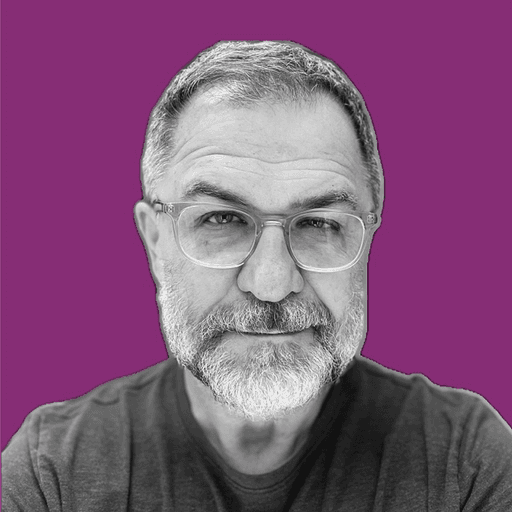Tom, Vicepresidente en Habitera Farms